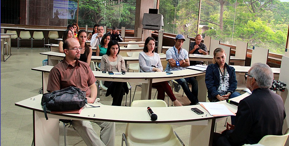 conferencia de Luis José lopeza 1